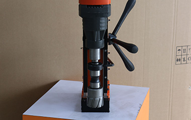 浅谈无级变速磁力钻到底具有哪些优势？